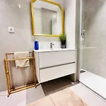 Апартаменты Bernardim - No 87 - 2b - The Three-bedroom Escape *
