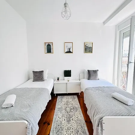 Bernardim - No 87 - 2b - The Three-bedroom Escape